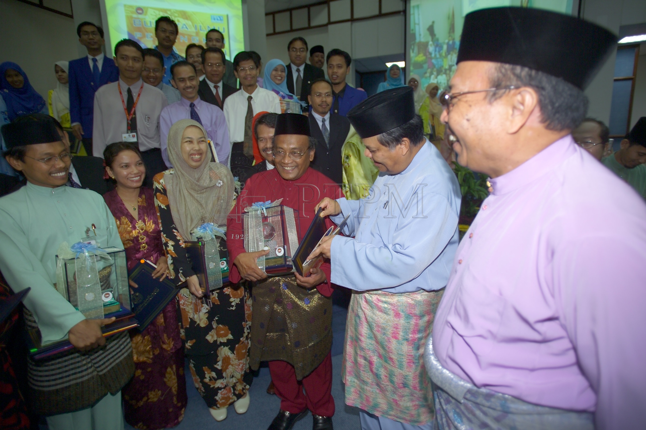 PTPM 04 10 kualiti D8XZ2878